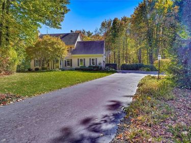 7353 Ward Road, Orchard Park, NY 14127