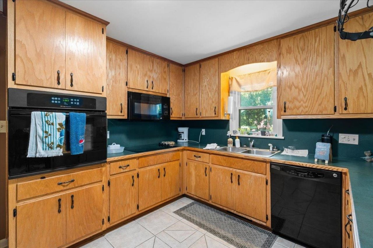 2407 Miranda Avenue , Tallahassee, FL 32304 Photo