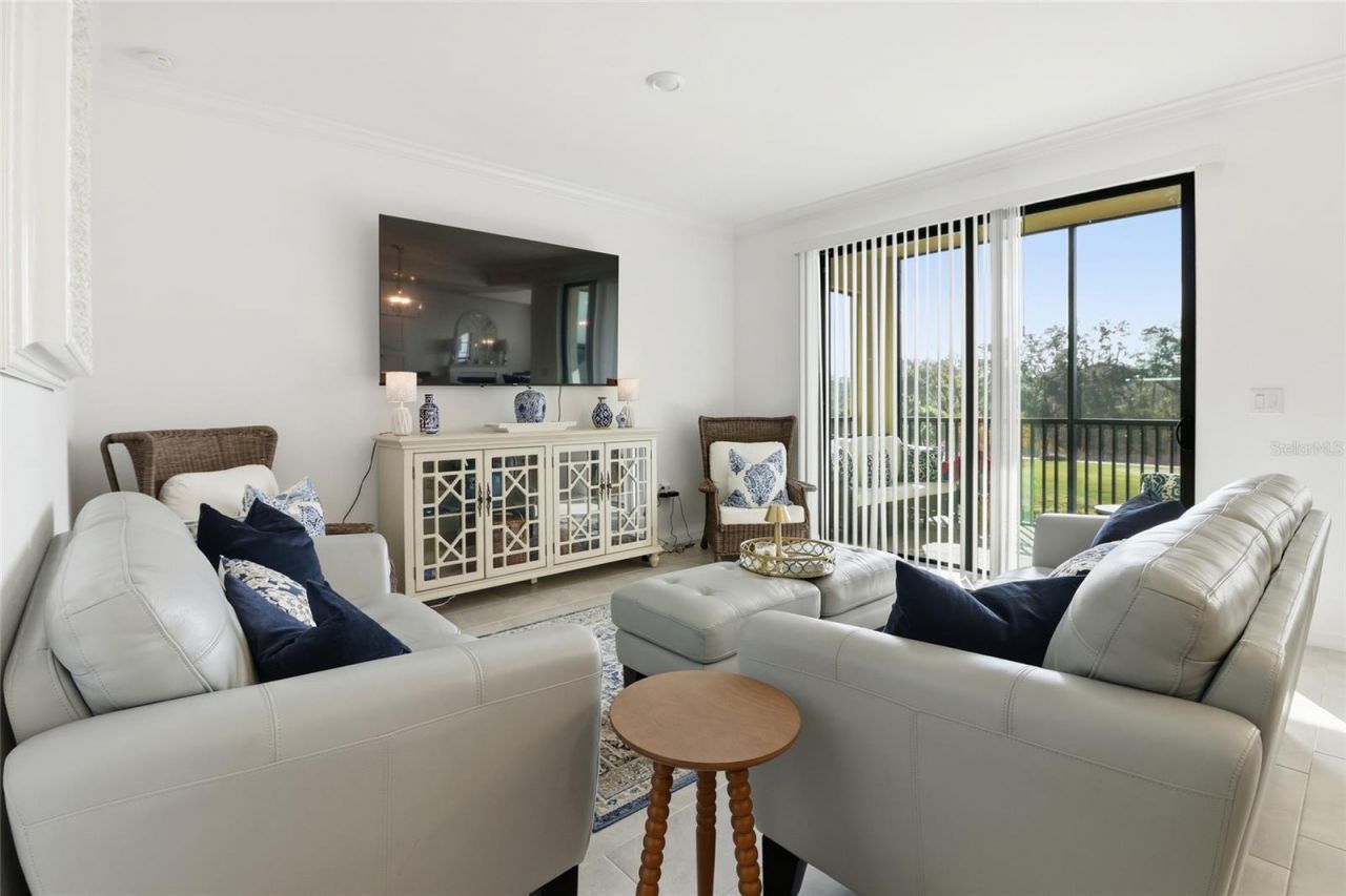 18028 Gawthrop Drive, Unit 202, Bradenton, FL 34211 Photo