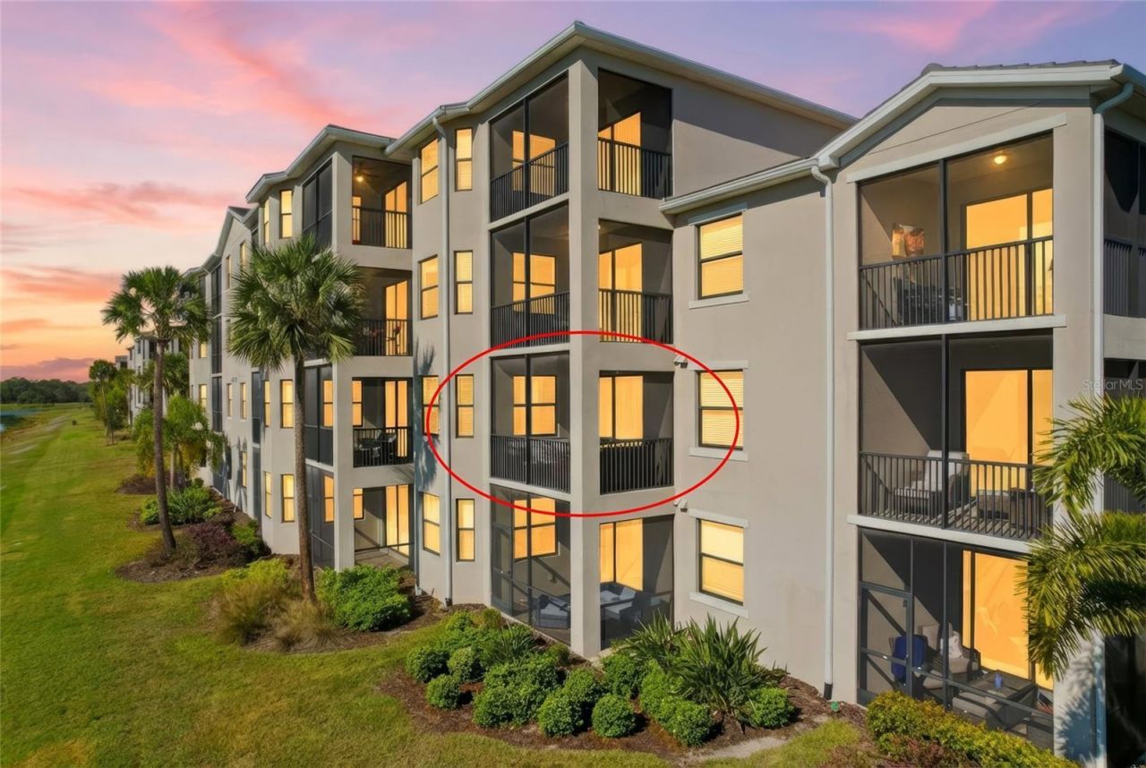 18028 Gawthrop Drive, Unit 202, Bradenton, FL 34211 Photo