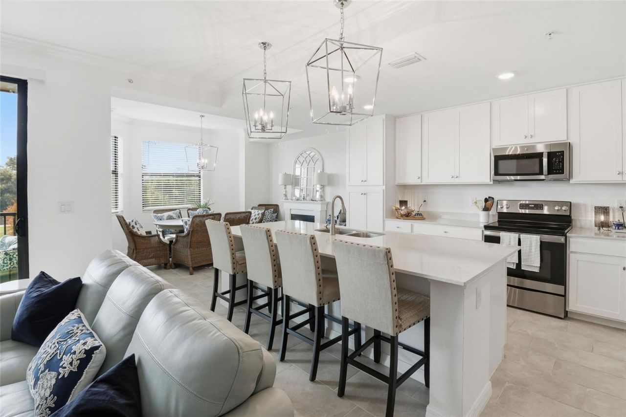 18028 Gawthrop Drive, Unit 202, Bradenton, FL 34211 Photo