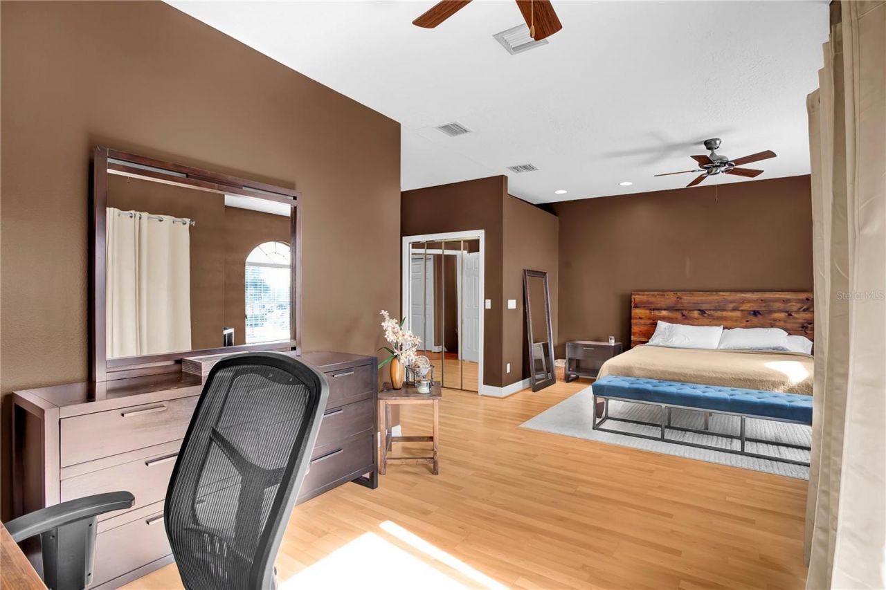 2536 Eagles Crossing Drive, Clearwater, FL 33762 Photo