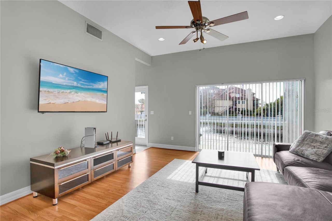 2536 Eagles Crossing Drive, Clearwater, FL 33762 Photo