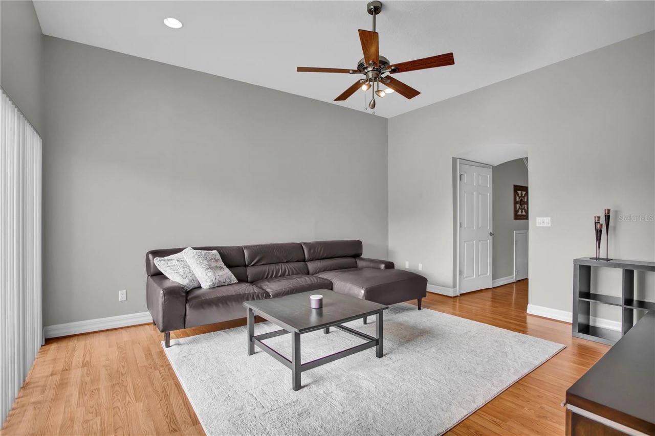 2536 Eagles Crossing Drive, Clearwater, FL 33762 Photo