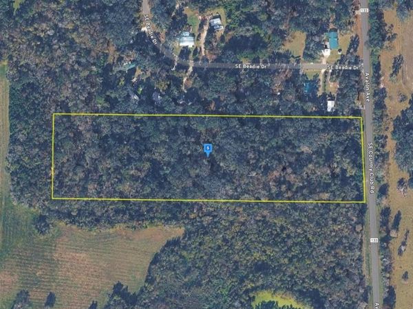 2210 COUNTRY CLUB RD, LAKE CITY, FL 32025