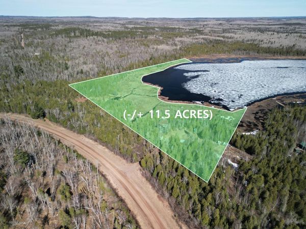 9426 Cramer Road, Finland, MN 55603