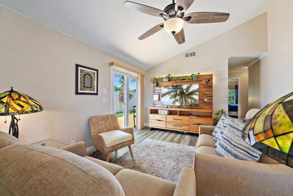 8443 Garden Gate Place, Boca Raton, FL 33433 Photo