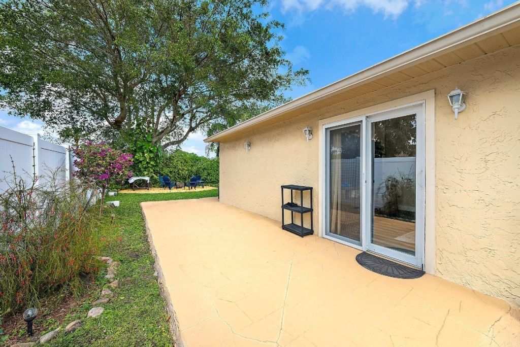 8443 Garden Gate Place, Boca Raton, FL 33433 Photo