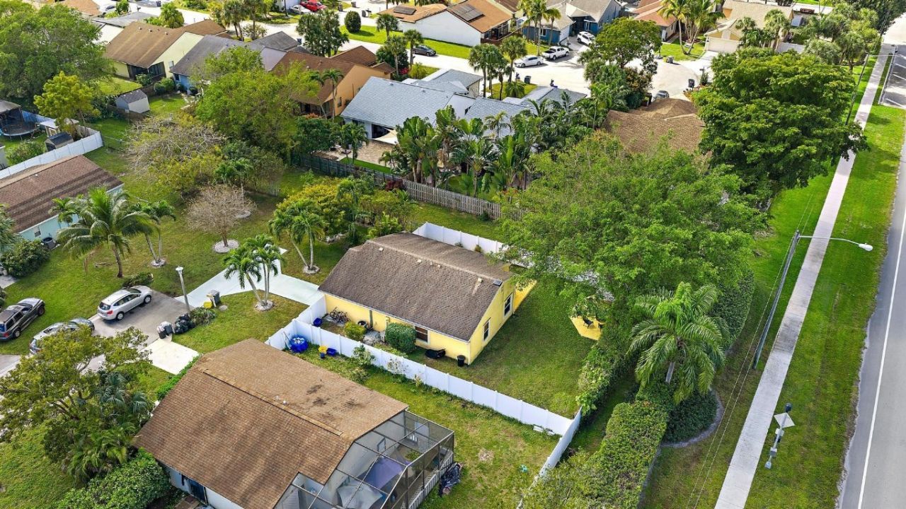 8443 Garden Gate Place, Boca Raton, FL 33433 Photo