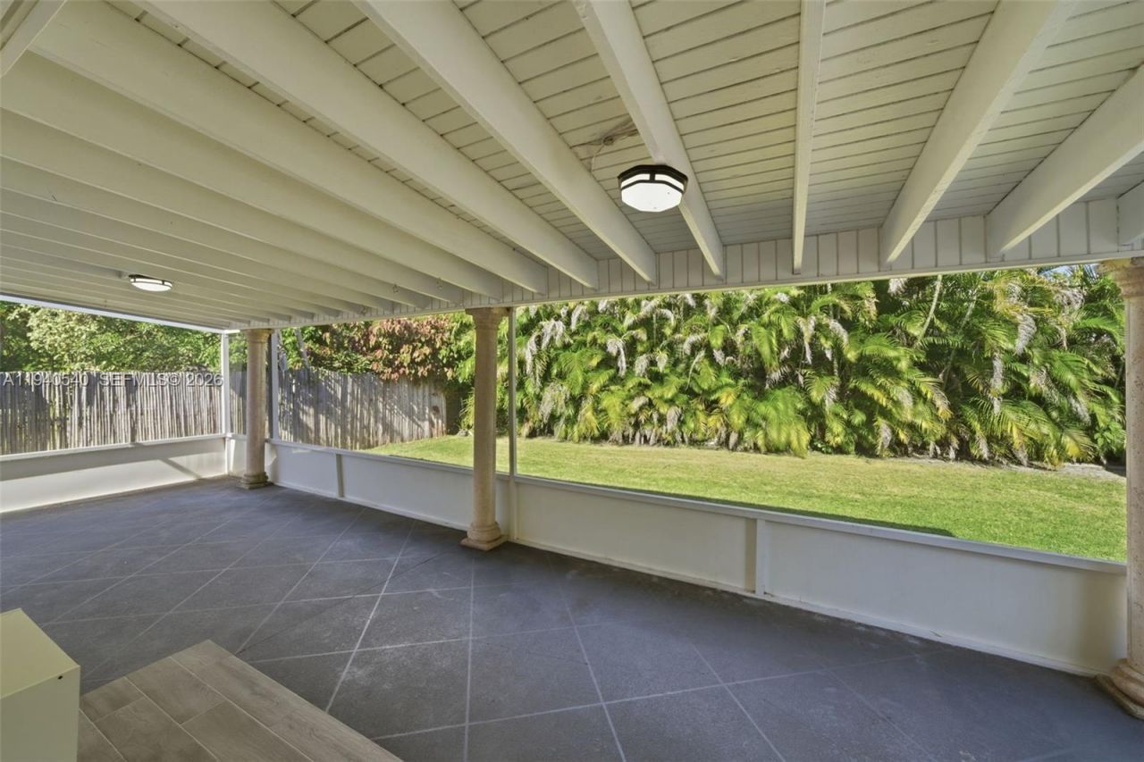 3681 SW 21st St, Miami, FL 33145 Photo