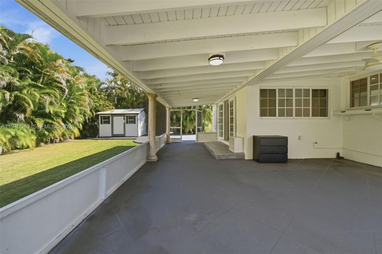 3681 SW 21st St, Miami, FL 33145 Photo