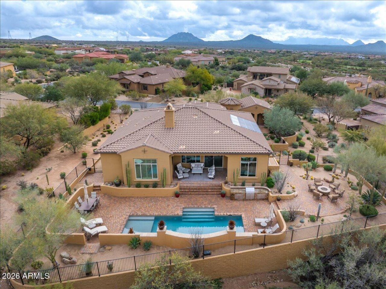 10876 E Celestial Drive, Scottsdale, AZ 85262 Main Photo