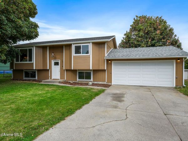19115 E Nixon Ave, Spokane Valley, WA 99016