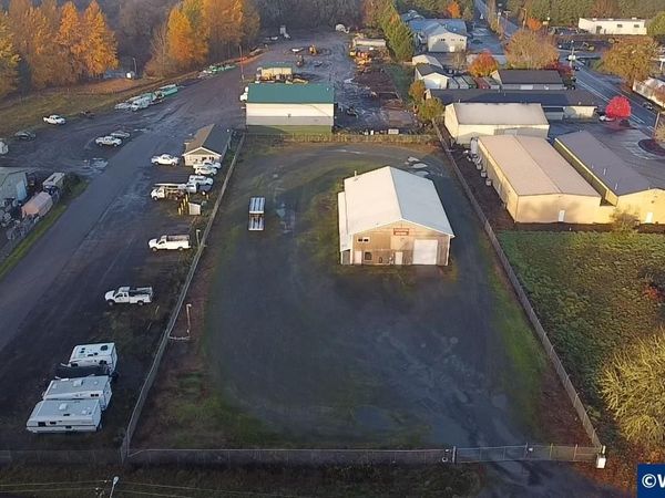 220 S 9th St, Philomath, OR 97370