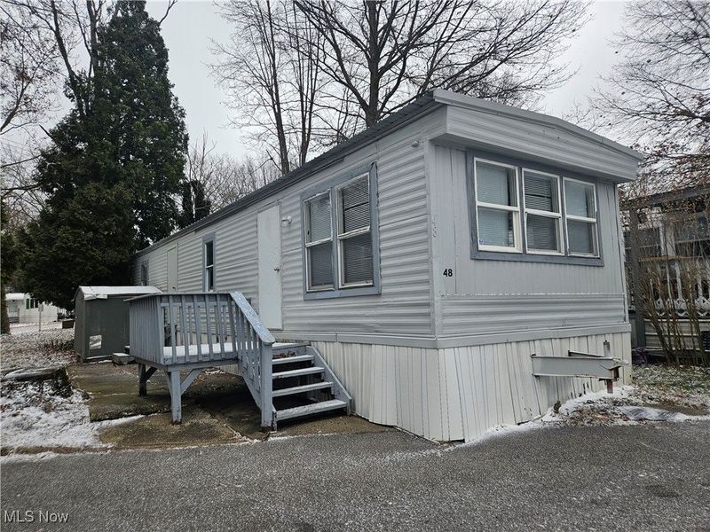 2305 E Waterloo Road, Akron, OH 44312 Photo 1