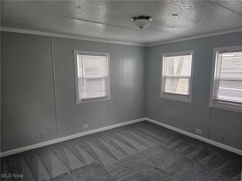 2305 E Waterloo Road, Akron, OH 44312 Photo 11