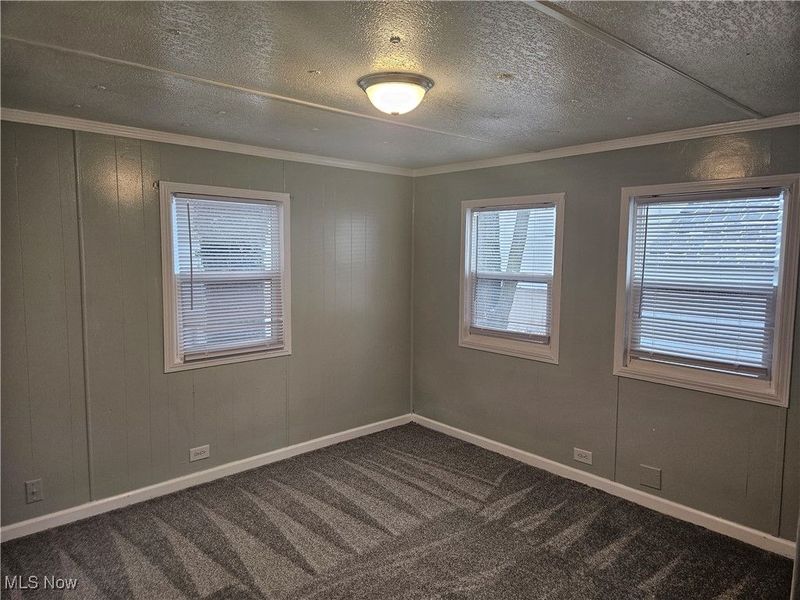 2305 E Waterloo Road, Akron, OH 44312 Photo 3