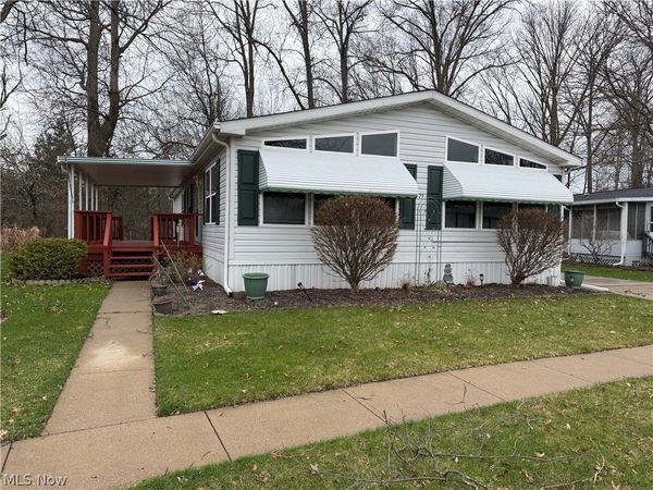 73 Periwinkle Drive, Olmsted Twp, OH 44138