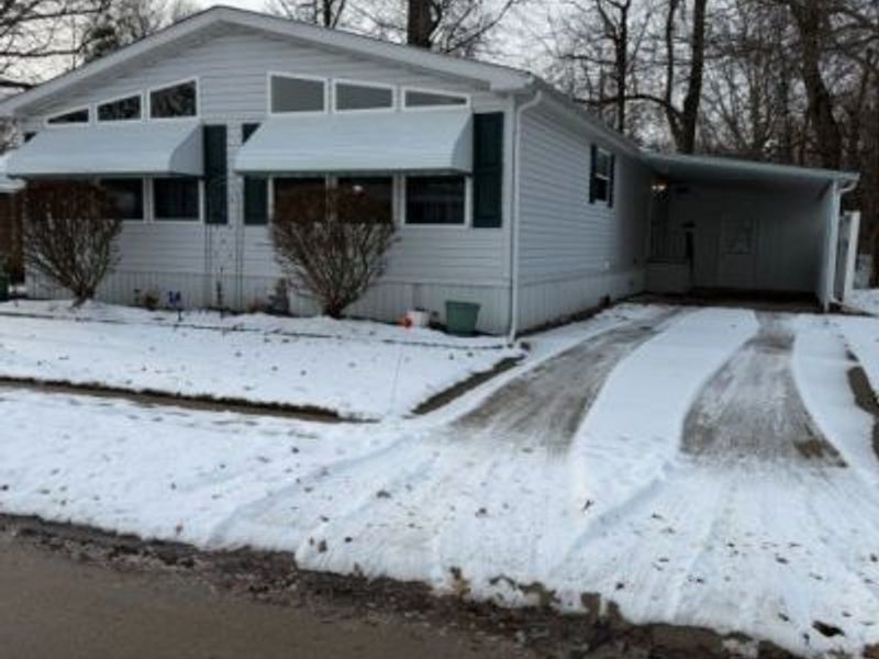 73 Periwinkle Drive, Olmsted Township, OH 44138 Photo 3