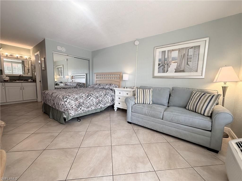 2555 Tamiami Trl N, Unit 256, Naples, FL 34103 Photo