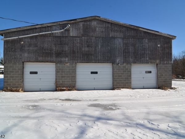 1074 State Highway12, Kingwood, NJ 08825