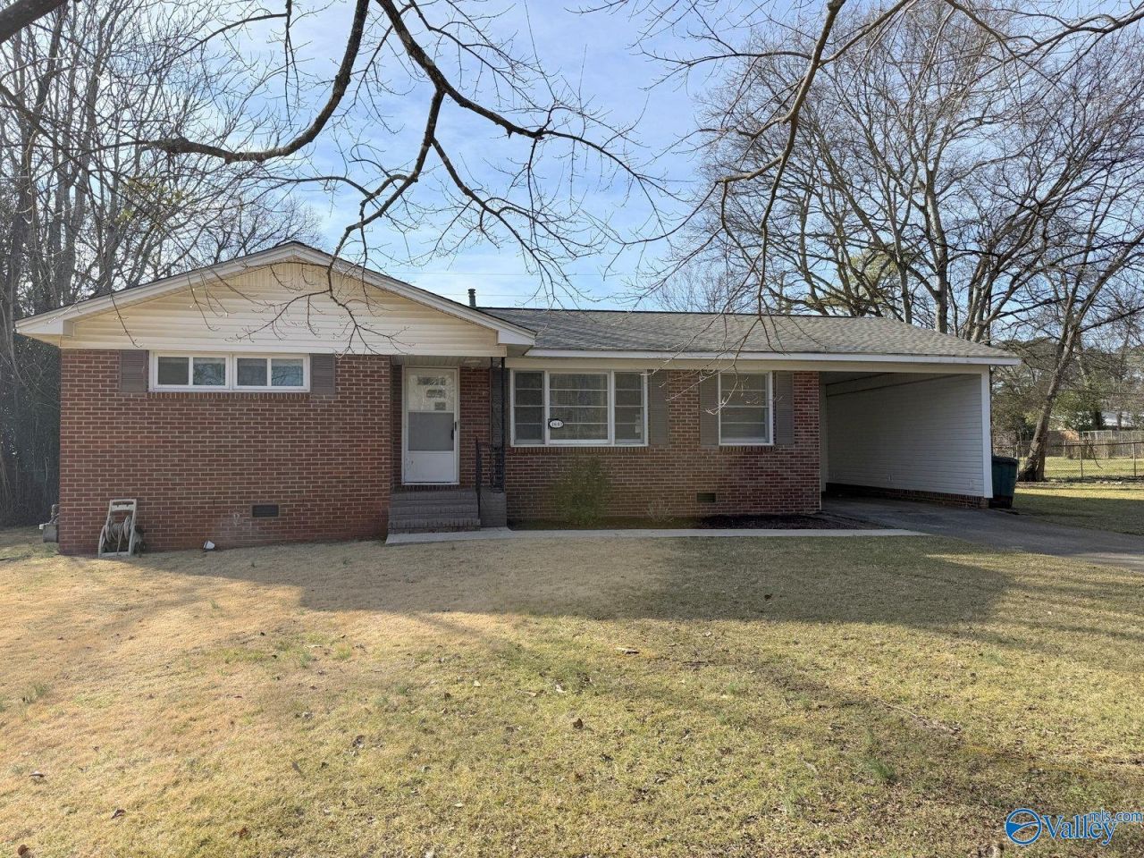 1607 Club View Drive NW Huntsville, AL 35816