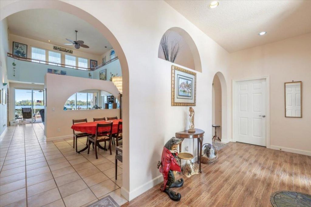 2 Seahorse Lane, Vero Beach, FL 32960 Photo