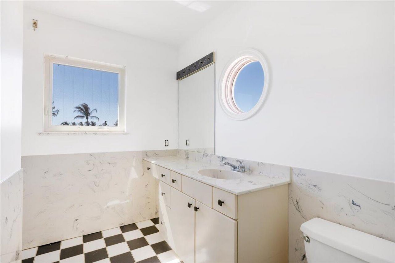 2 Seahorse Lane, Vero Beach, FL 32960 Photo