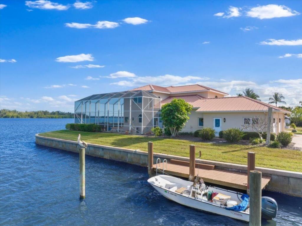 2 Seahorse Lane, Vero Beach, FL 32960 Photo