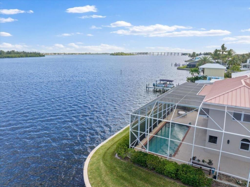 2 Seahorse Lane, Vero Beach, FL 32960 Photo