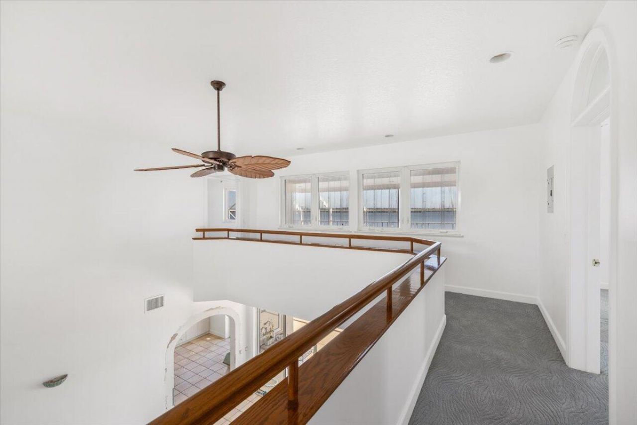 2 Seahorse Lane, Vero Beach, FL 32960 Photo