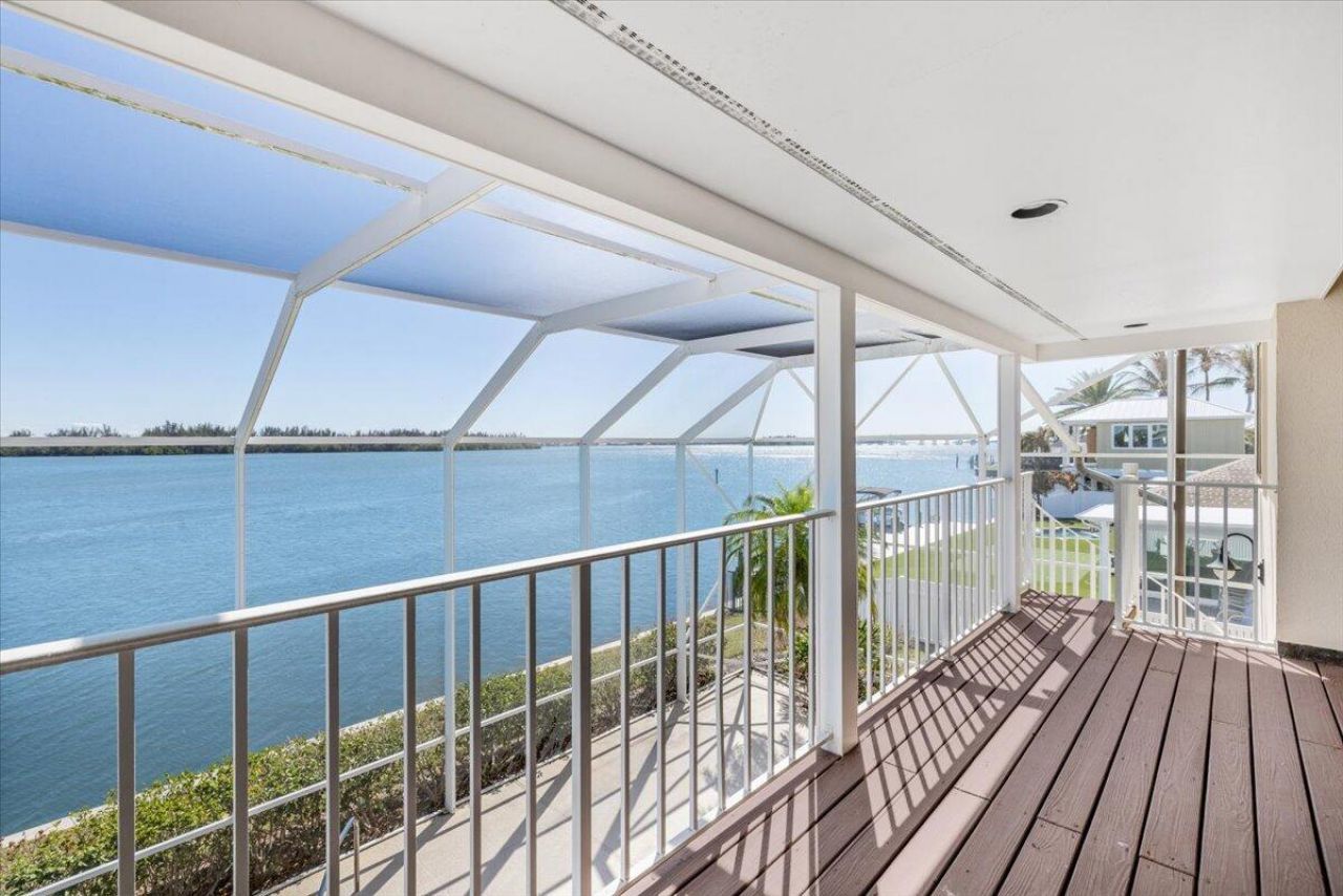 2 Seahorse Lane, Vero Beach, FL 32960 Photo
