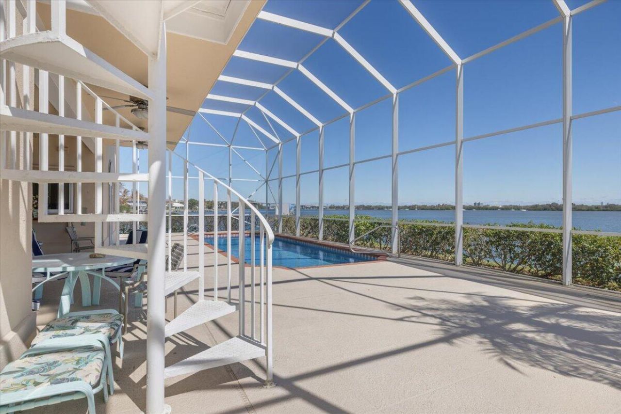 2 Seahorse Lane, Vero Beach, FL 32960 Photo