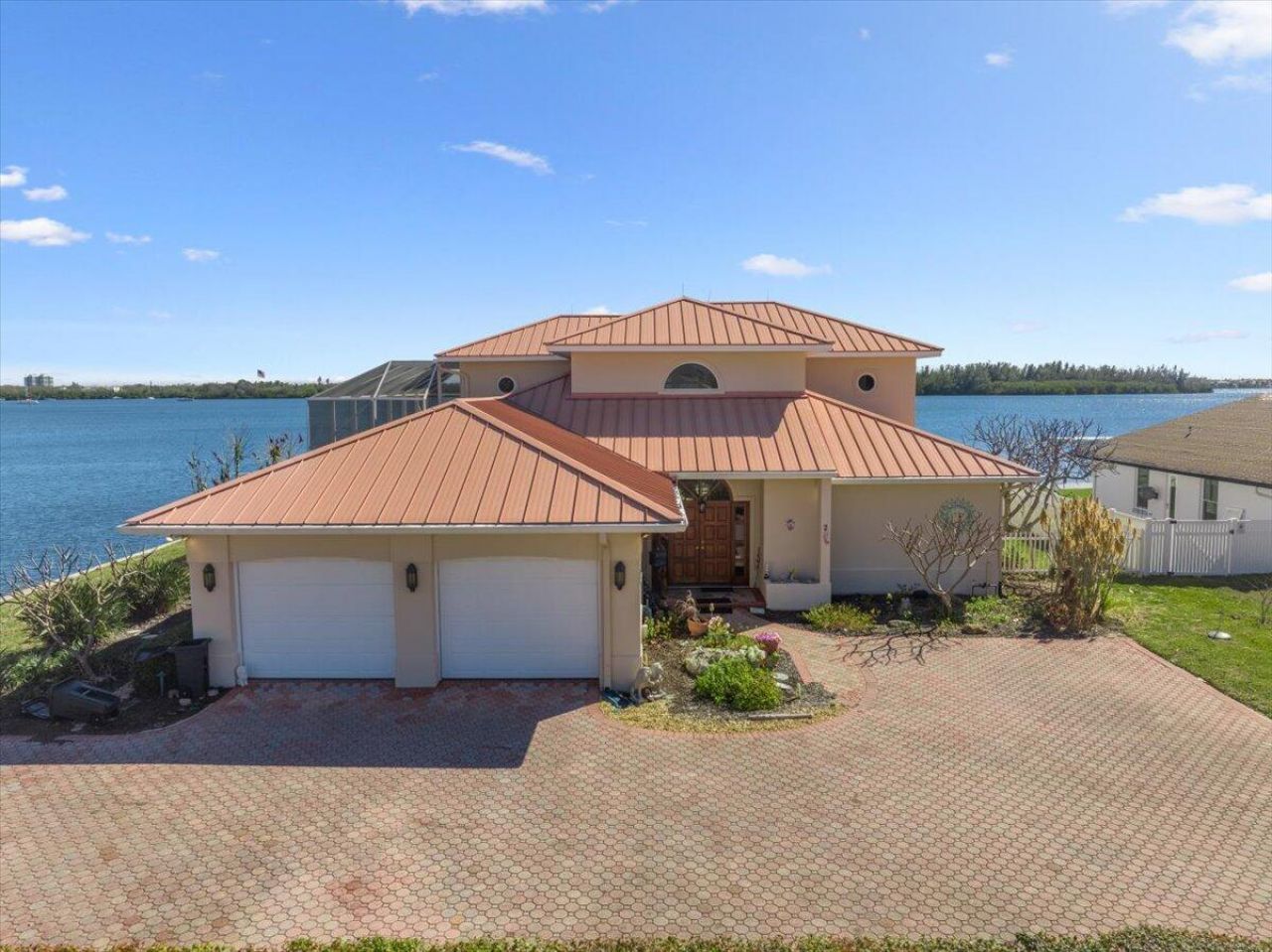 2 Seahorse Lane, Vero Beach, FL 32960 Photo
