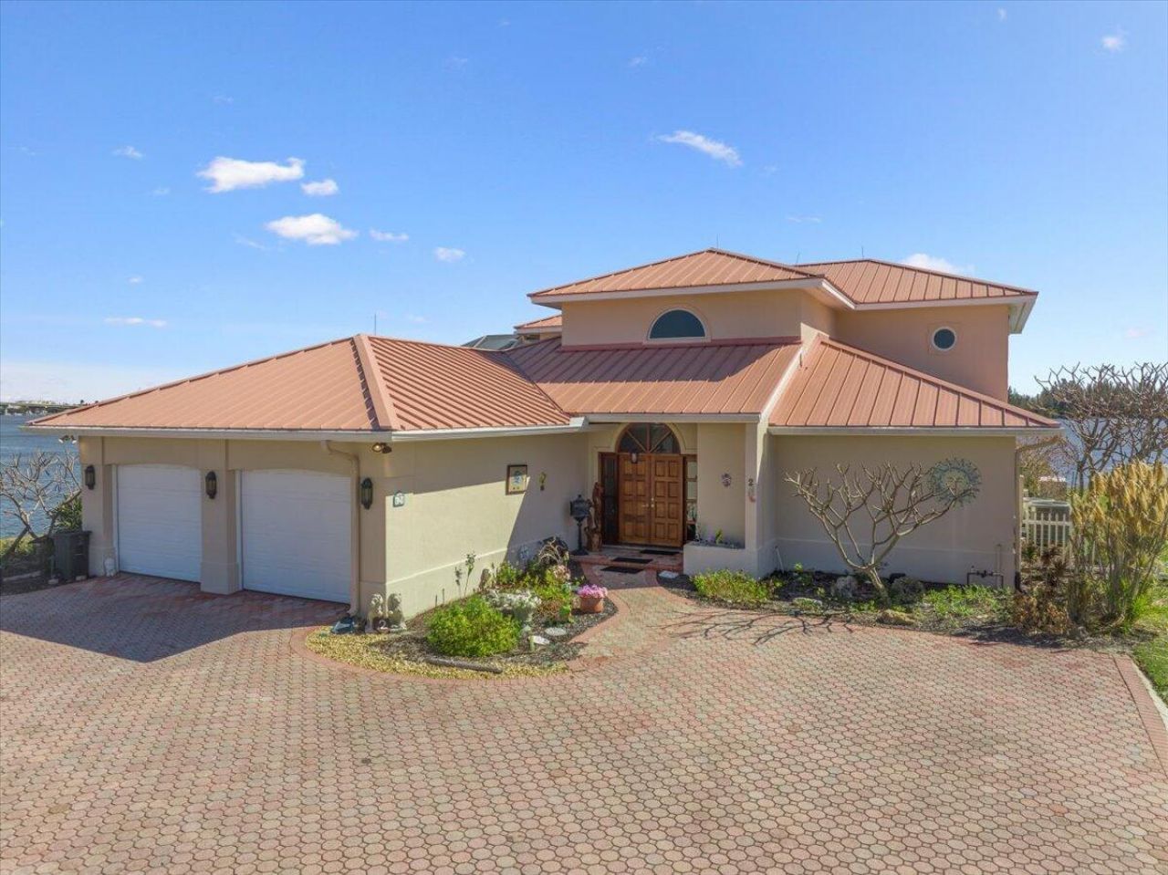 2 Seahorse Lane, Vero Beach, FL 32960 Photo