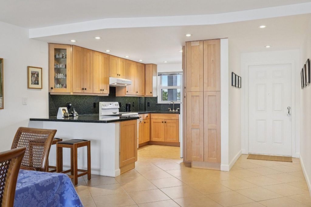 3031 NE 51st Street, Unit 201w, Fort Lauderdale, FL 33308 Photo