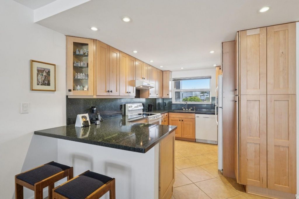 3031 NE 51st Street, Unit 201w, Fort Lauderdale, FL 33308 Photo