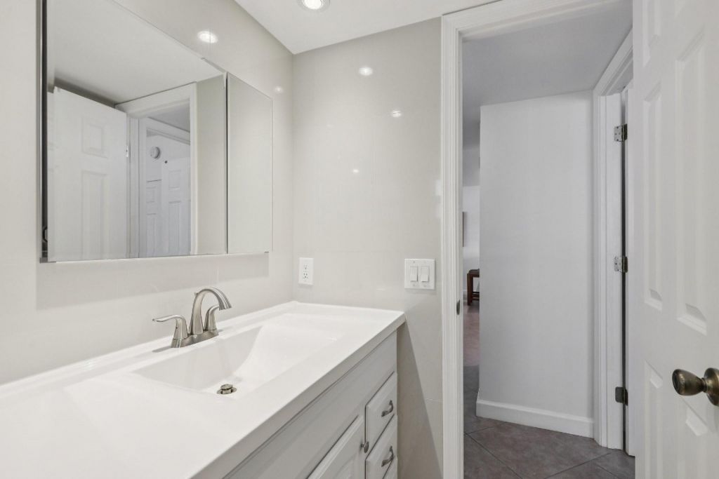 3031 NE 51st Street, Unit 201w, Fort Lauderdale, FL 33308 Photo