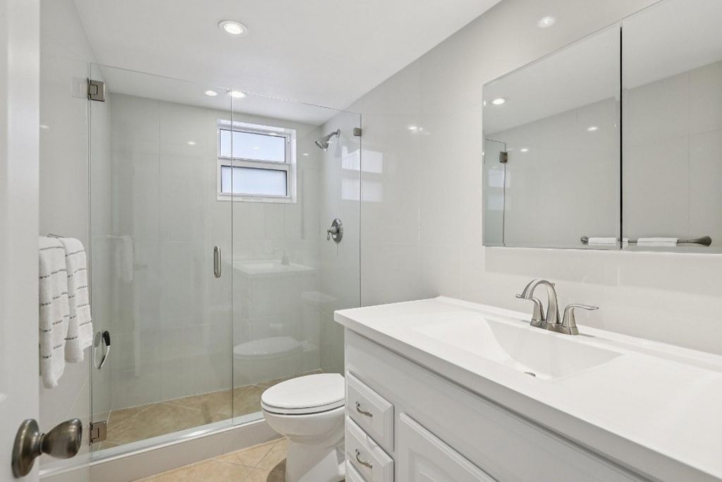 3031 NE 51st Street, Unit 201w, Fort Lauderdale, FL 33308 Photo