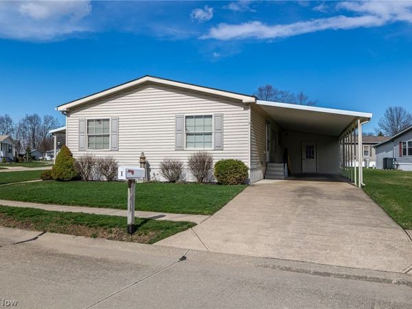 1 Tympani Trail, Olmsted Twp, OH 44138