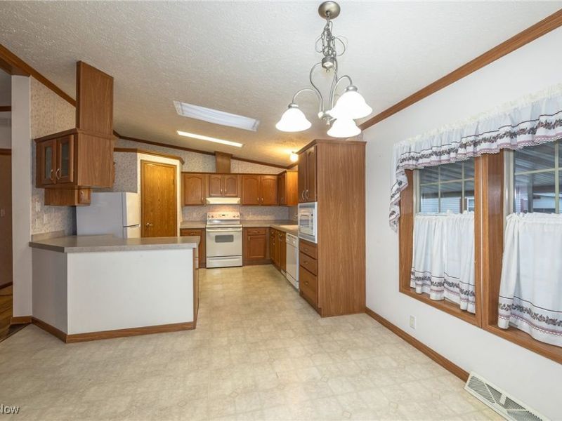 1 Tympani Trail, Olmsted Township, OH 44138 Photo 8