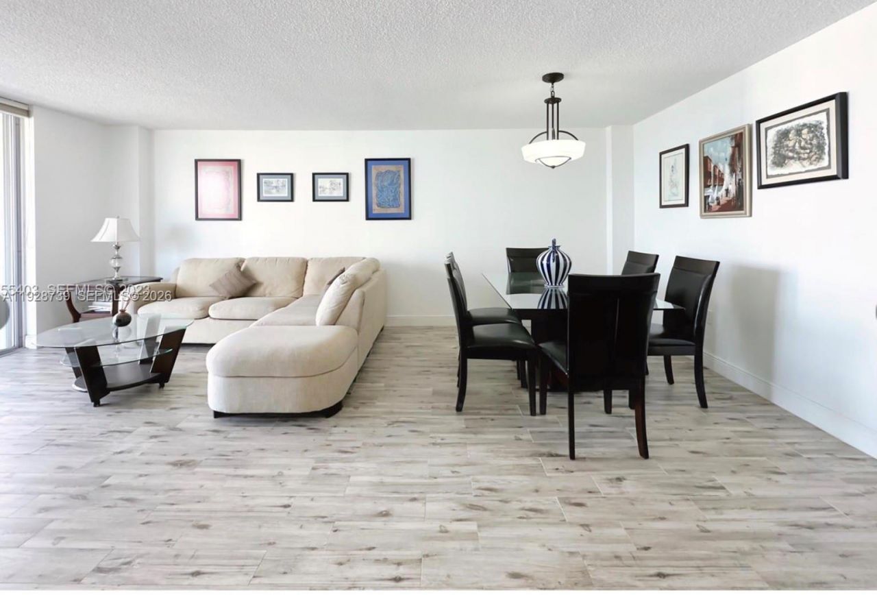 5701 Collins Ave , Unit 505, Miami Beach, FL 33140 Photo