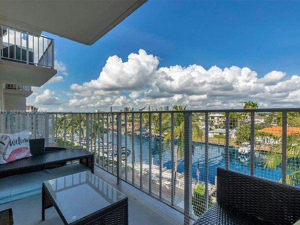 1731 SE 15th St, Unit 511, Fort Lauderdale, FL 33316