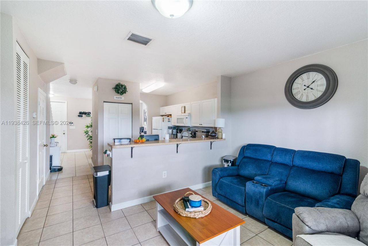 1420 NE 33rd Ave, Unit 105-15, Homestead, FL 33033 Photo