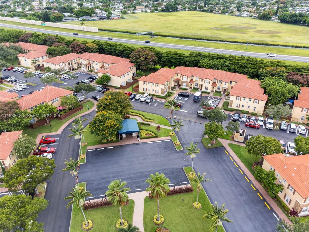 1420 NE 33rd Ave, Unit 105-15, Homestead, FL 33033 Photo