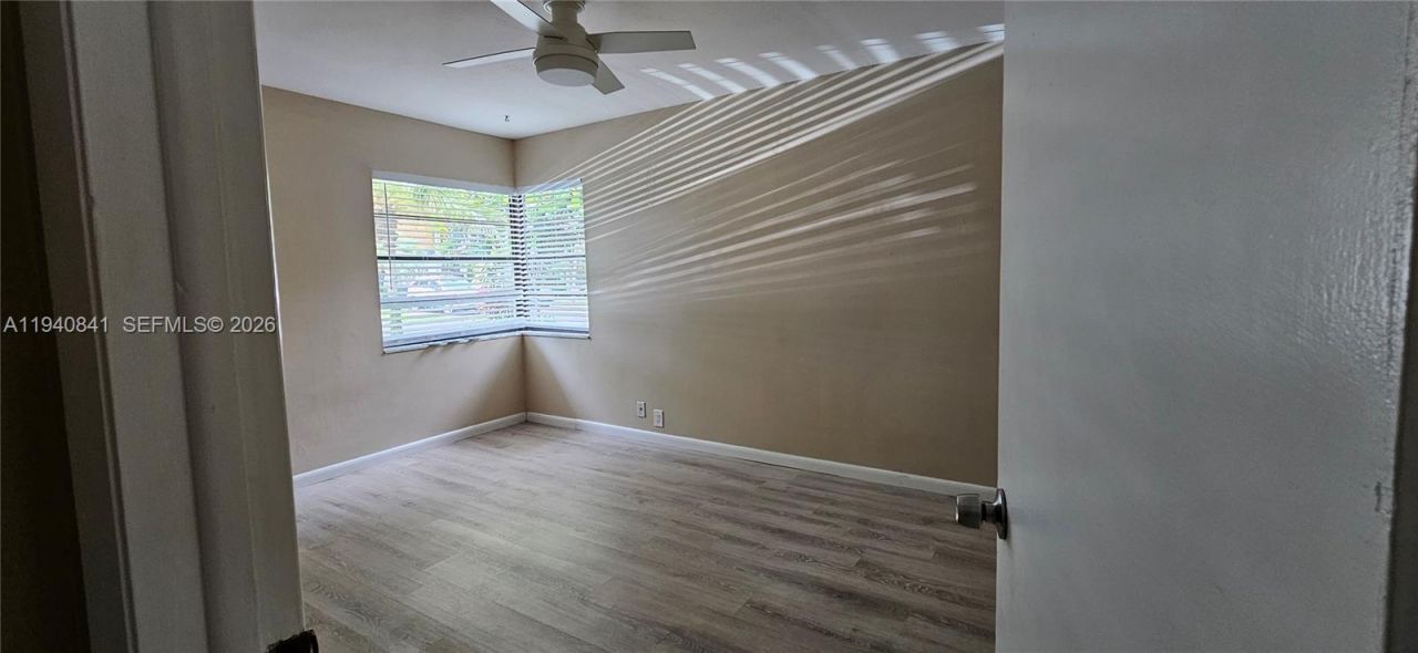 1451 W Sandpiper Cir, Unit 1451, Pembroke Pines, FL 33026 Photo