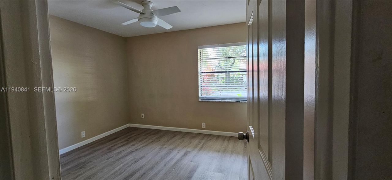 1451 W Sandpiper Cir, Unit 1451, Pembroke Pines, FL 33026 Photo