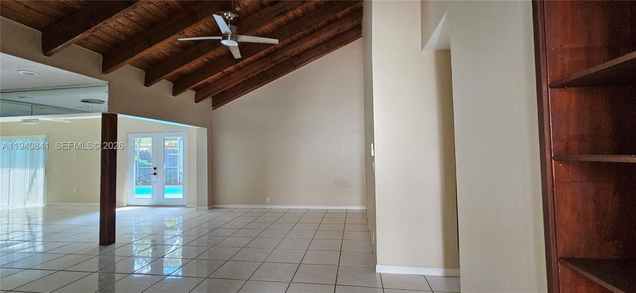 1451 W Sandpiper Cir, Unit 1451, Pembroke Pines, FL 33026 Photo