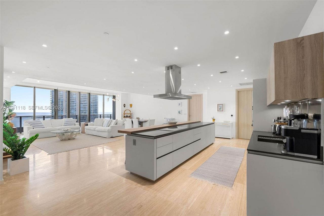 1000 Brickell Plz, Unit PH5403, Miami, FL 33131 Photo