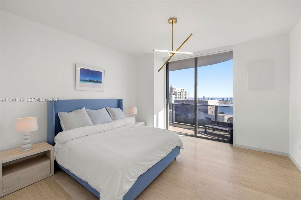1000 Brickell Plz, Unit PH5403, Miami, FL 33131 Photo
